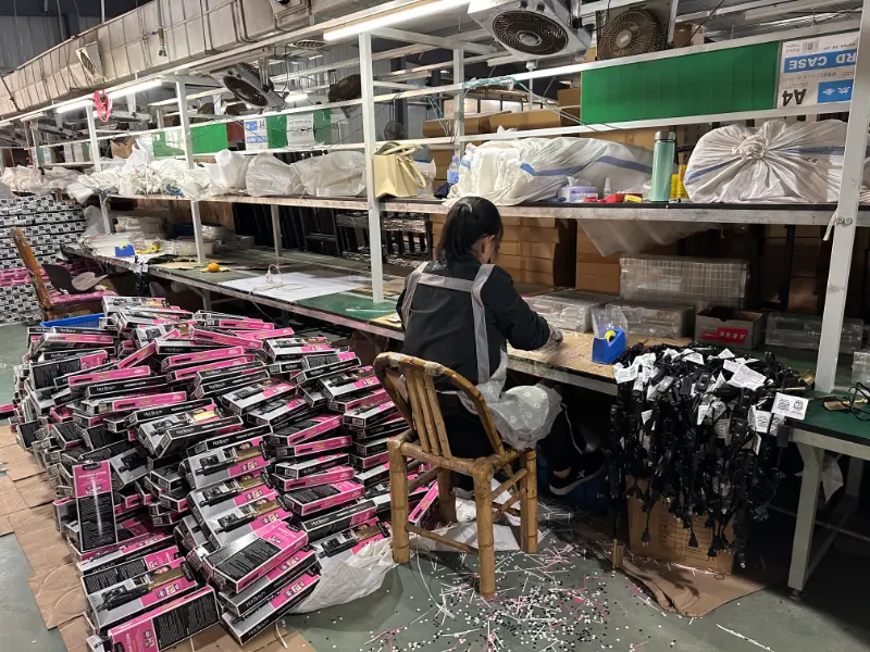 Ningbo Ruishi Technology Co., Ltd. ने आधिकारिक तौर पर उच्च शक्ति वाली तांबे की कंघी लॉन्च की। Ningbo Ruishi Technology Co., Ltd. ने आधिकारिक तौर पर उच्च शक्ति वाली तांबे की कंघी लॉन्च की।